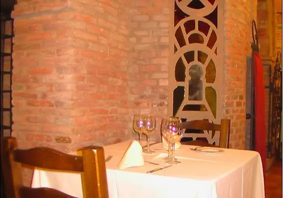 Hospederia Fernando I